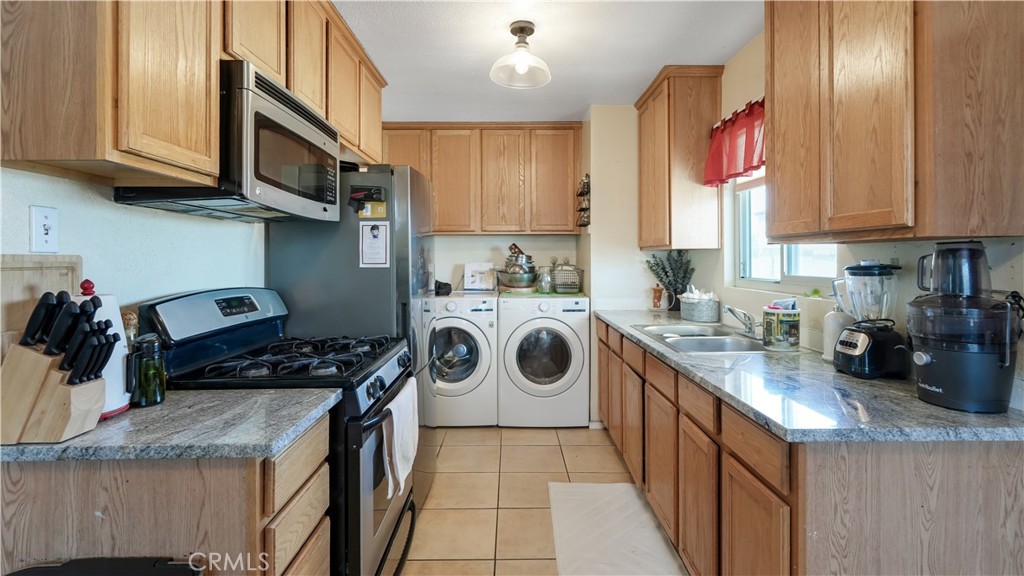1641 Sunrise Road Barstow, CA 92311 - Photo 6 of 17