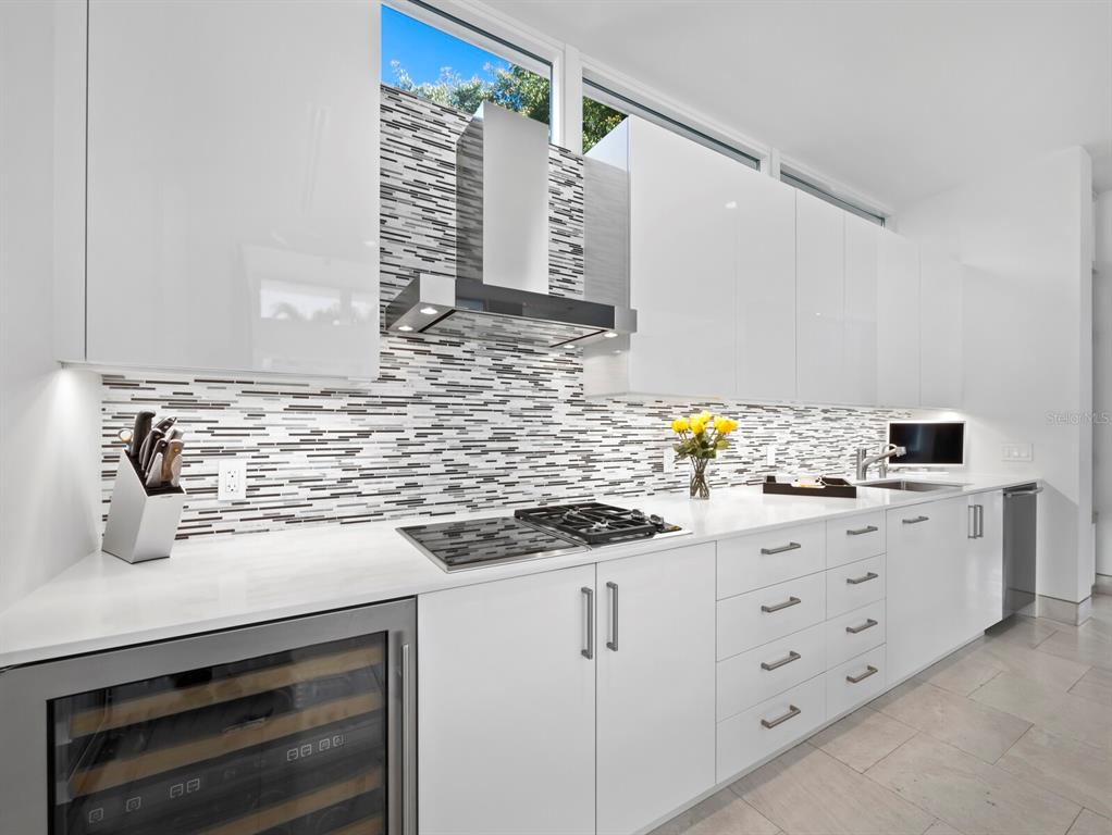 1235 Center Place Sarasota, FL 34236 - Photo 13 of 56