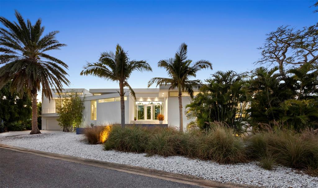 1235 Center Place Sarasota, FL 34236 - Photo 19 of 56