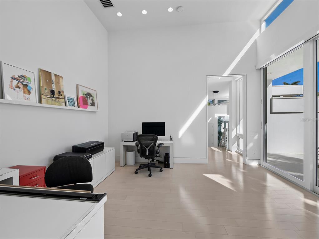 1235 Center Place Sarasota, FL 34236 - Photo 38 of 56