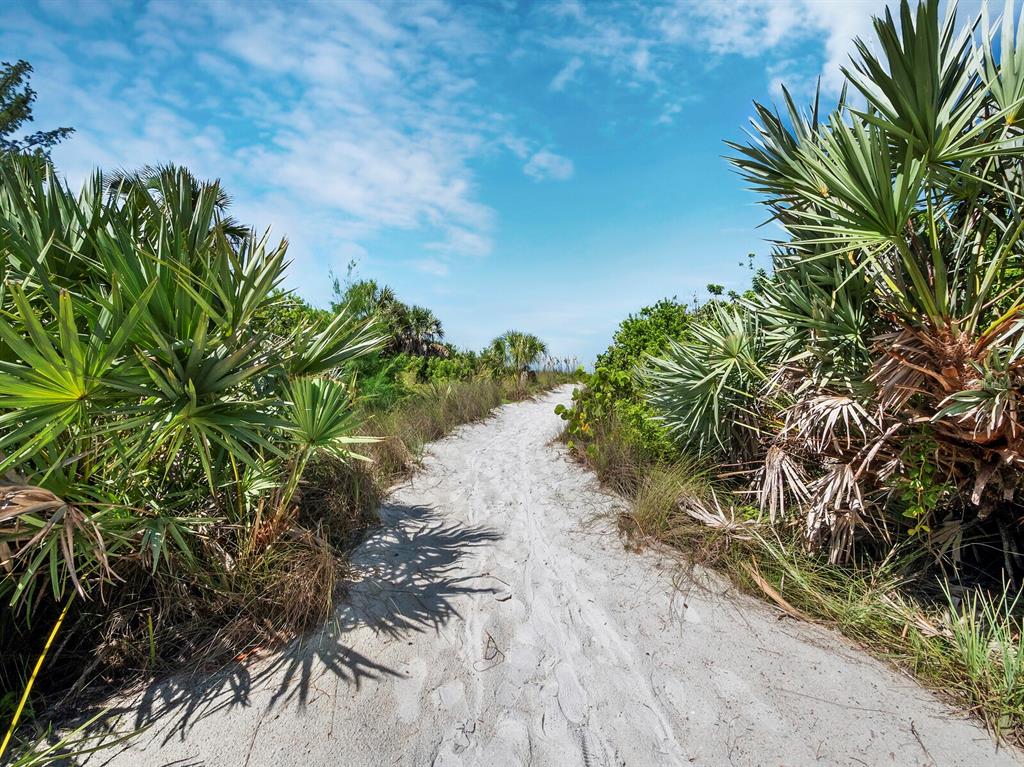 1235 Center Place Sarasota, FL 34236 - Photo 53 of 56