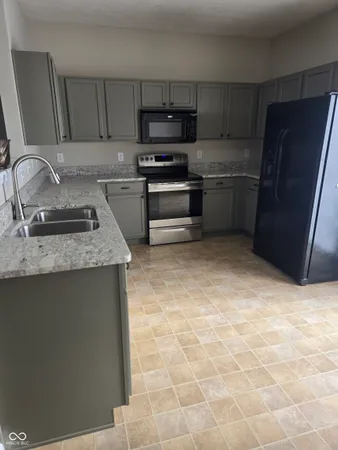 $2,000 | 13377 Kimberlite Drive, Fishers, IN 46038