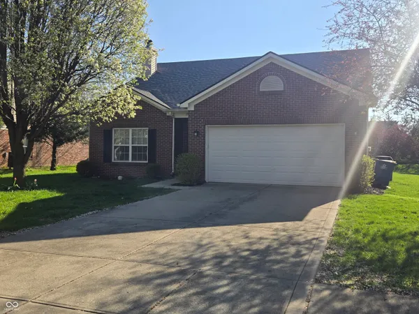 $2,000 | 13377 Kimberlite Drive, Fishers, IN 46038