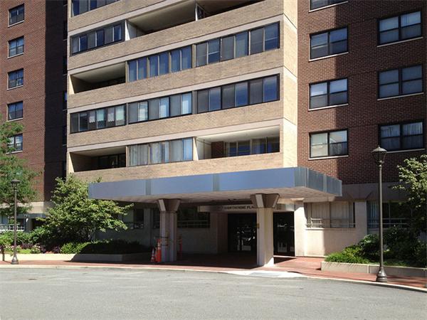 2 Hawthorne Place, Unit 5H Boston, MA 02114 - Photo 13 of 15