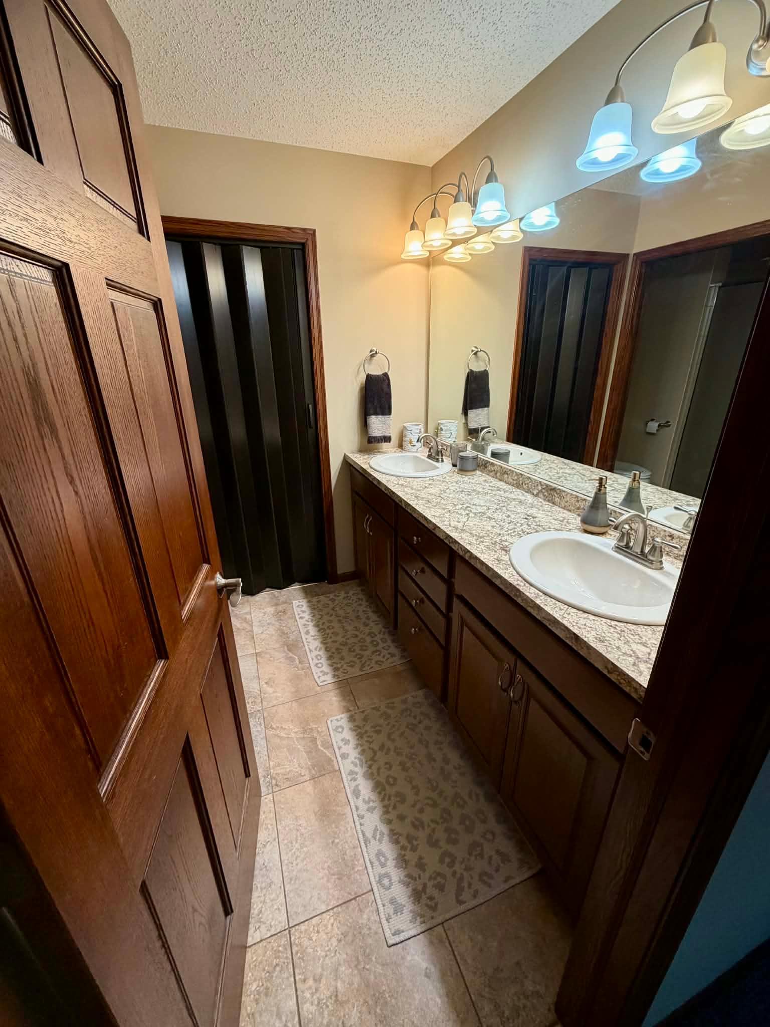 24038 Rivers Edge Road Rogers, MN 55374 - Photo 14 of 32