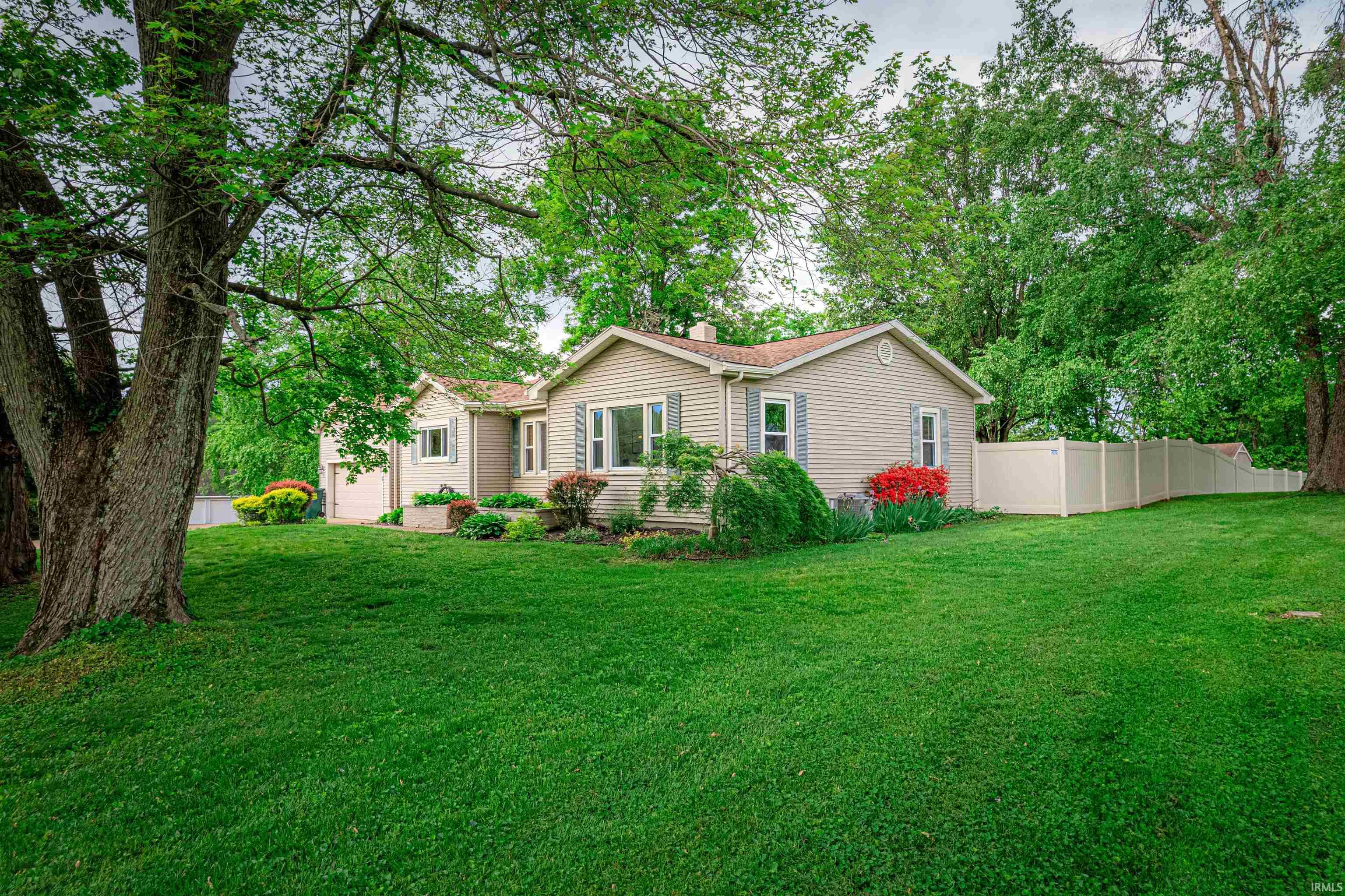 17 Williams Road Evansville, IN 47712 - Photo 4 of 36 Gallery Image 4