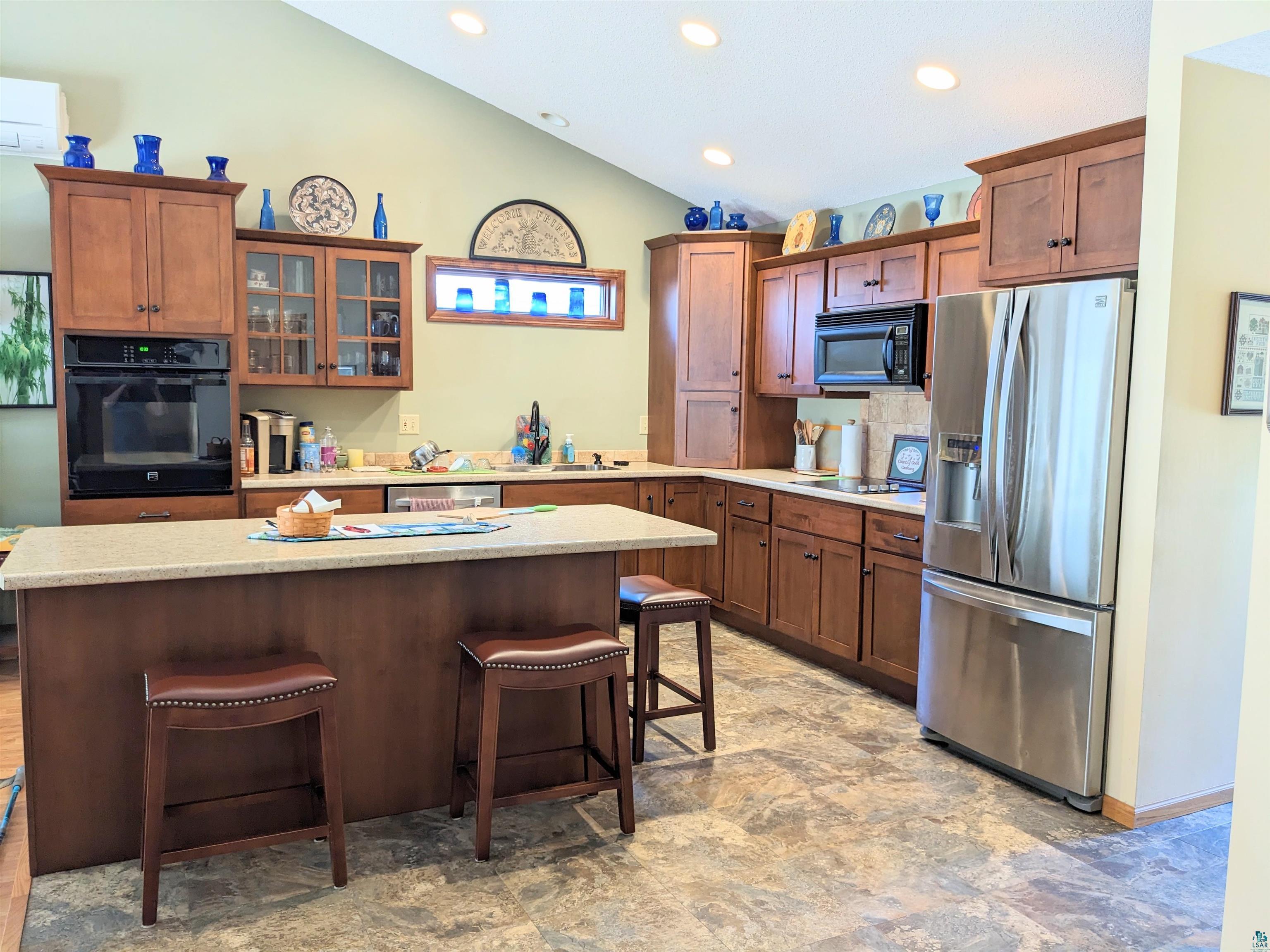 202 Prentice Heights Road, Unit 202 Ashland, WI 54806 - Photo 8 of 36 Gallery Image 8