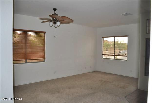 5726 West Desert Portal Road Tucson, AZ 85735 - Photo 8 of 25