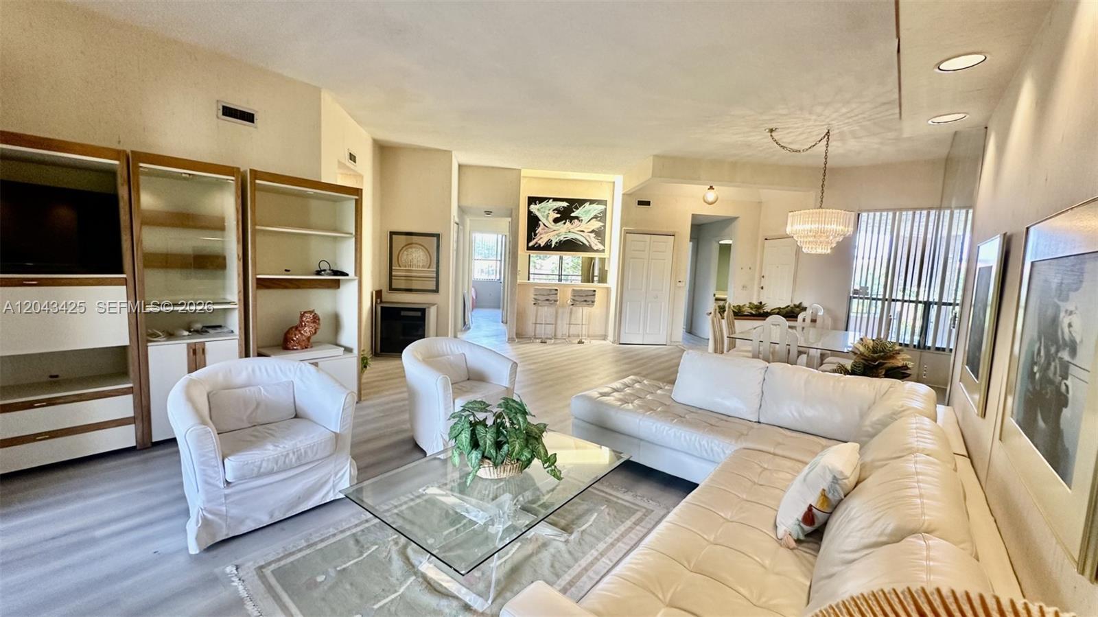 7472 La Paz Boulevard, Unit 301 Boca Raton, FL 33433 - Photo 2 of 35