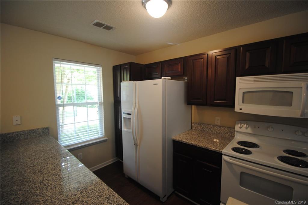 10348 Flat Stone Road Charlotte, NC 28213 - Photo 2 of 14