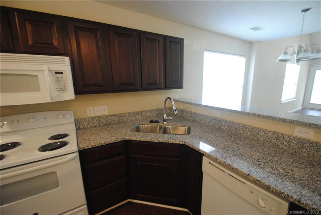 10348 Flat Stone Road Charlotte, NC 28213 - Photo 3 of 14