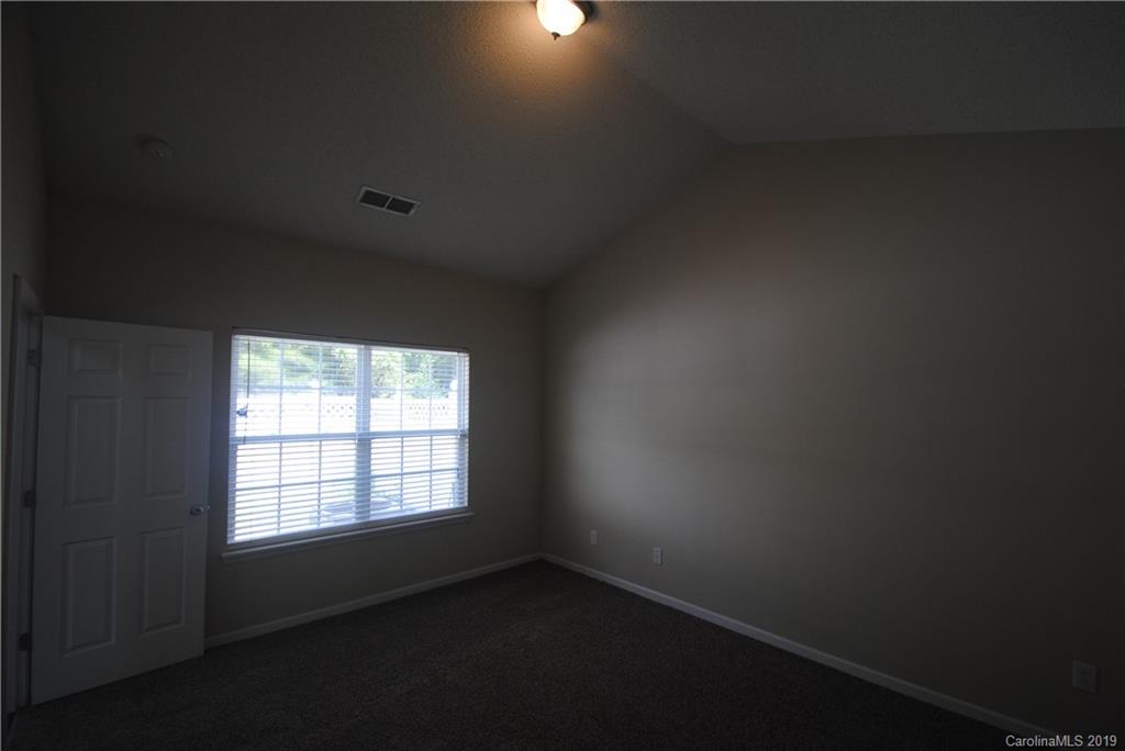 10348 Flat Stone Road Charlotte, NC 28213 - Photo 8 of 14