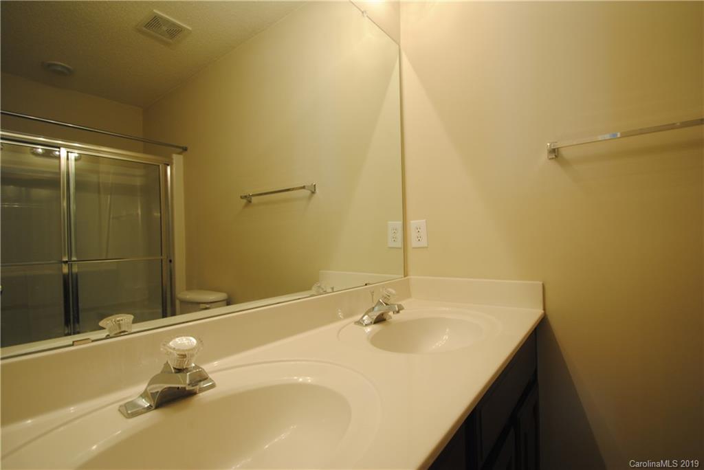10348 Flat Stone Road Charlotte, NC 28213 - Photo 9 of 14