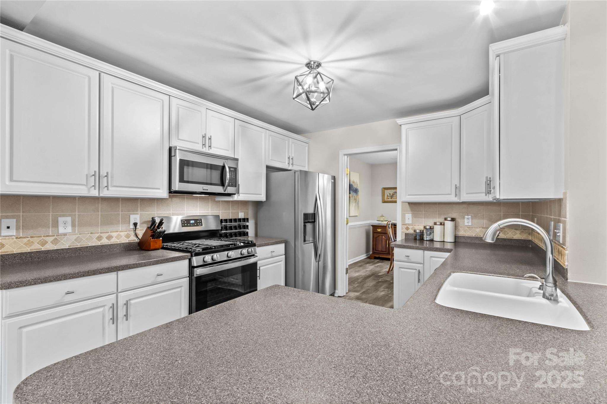 586 Highland Ridge Road Mooresville, NC 28115 - Photo 10 of 45 Gallery Image 10