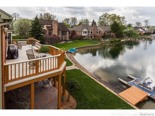 2248 South Shore Court Rochester Hills, MI 48307 - Photo 50 of 54