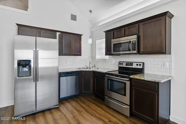 $1,450 | 1404 General Mouton Avenue, Lafayette, LA 70501