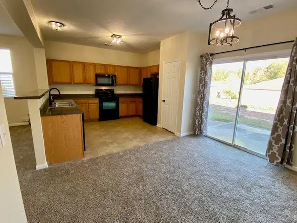 $2,000 | 322 Oak Leaf Place, Acworth, GA 30102