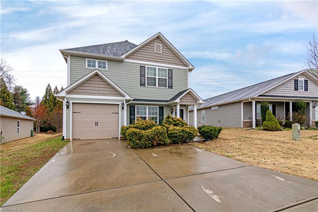 819 Bitting Hall Circle Rural Hall, NC 27045 - Photo 3 of 26 Gallery Image 3