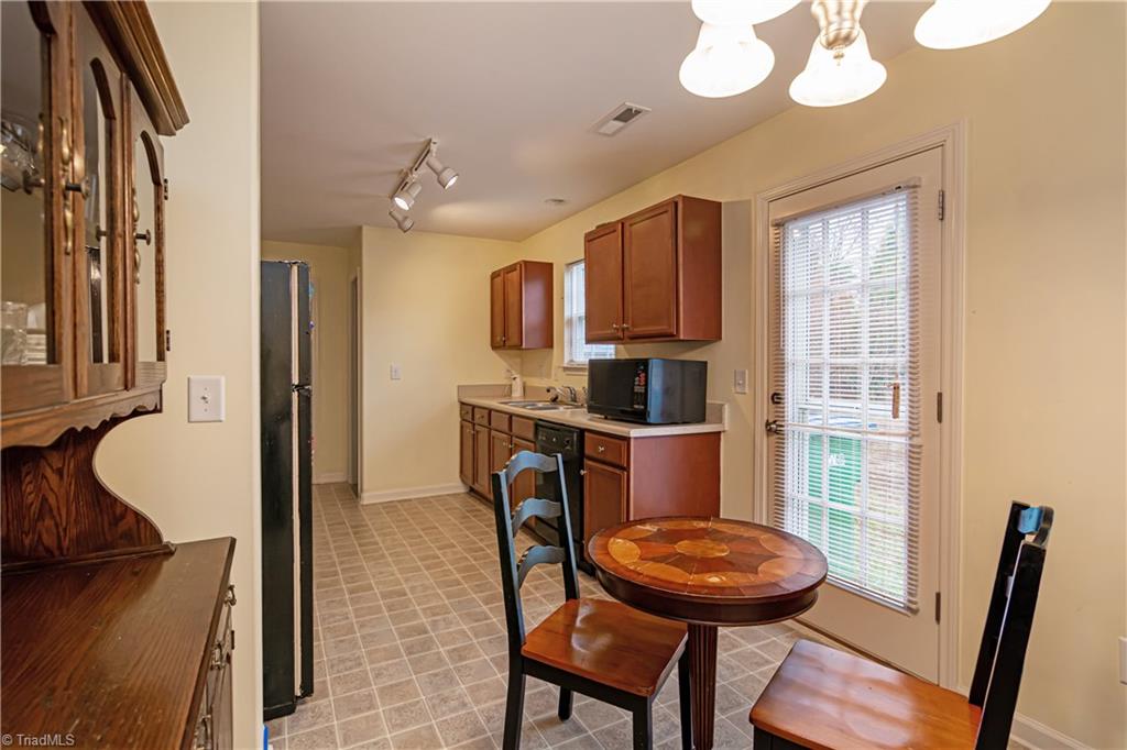 819 Bitting Hall Circle Rural Hall, NC 27045 - Photo 8 of 26 Gallery Image 8
