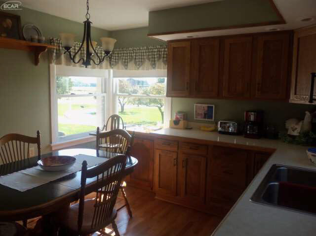 4236 South Vassar Road Vassar, MI 48768 - Photo 5 of 32 21224559-4.JPG