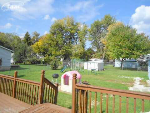 4074 Taft Road Flint, MI 48532 - Photo 21 of 27 20370613-20.JPG