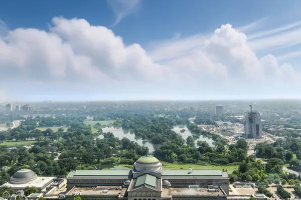 $2,600 | 1700 East 56th Street, Unit 2809, Chicago, IL 60637