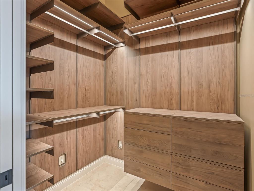 7549 Northwest 33rd Place Ocala, FL 34482 - Photo 34 of 83 a view of a closet