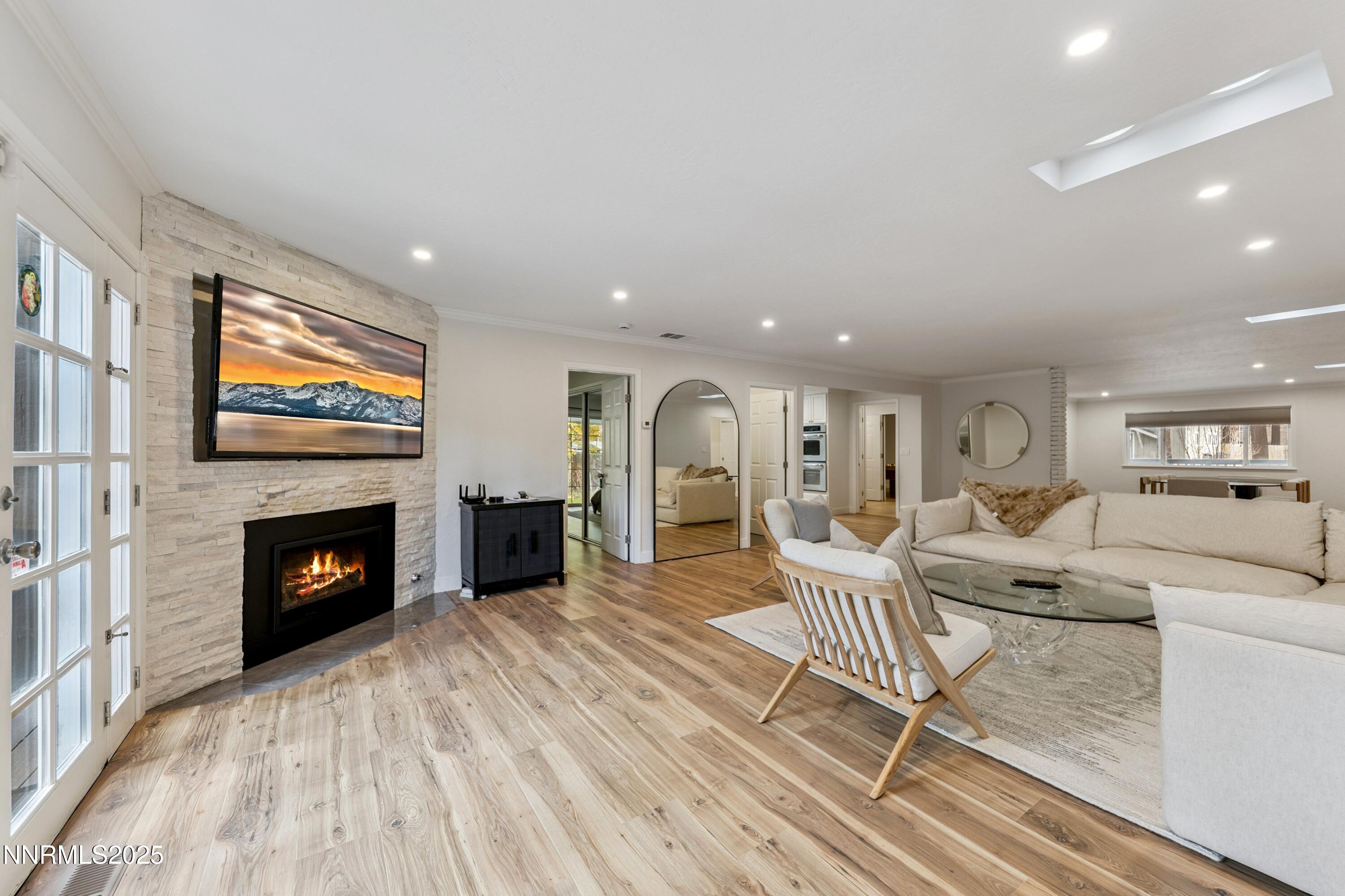 192 Pine Ridge Drive Stateline, NV 89449 - Photo 13 of 37 a26