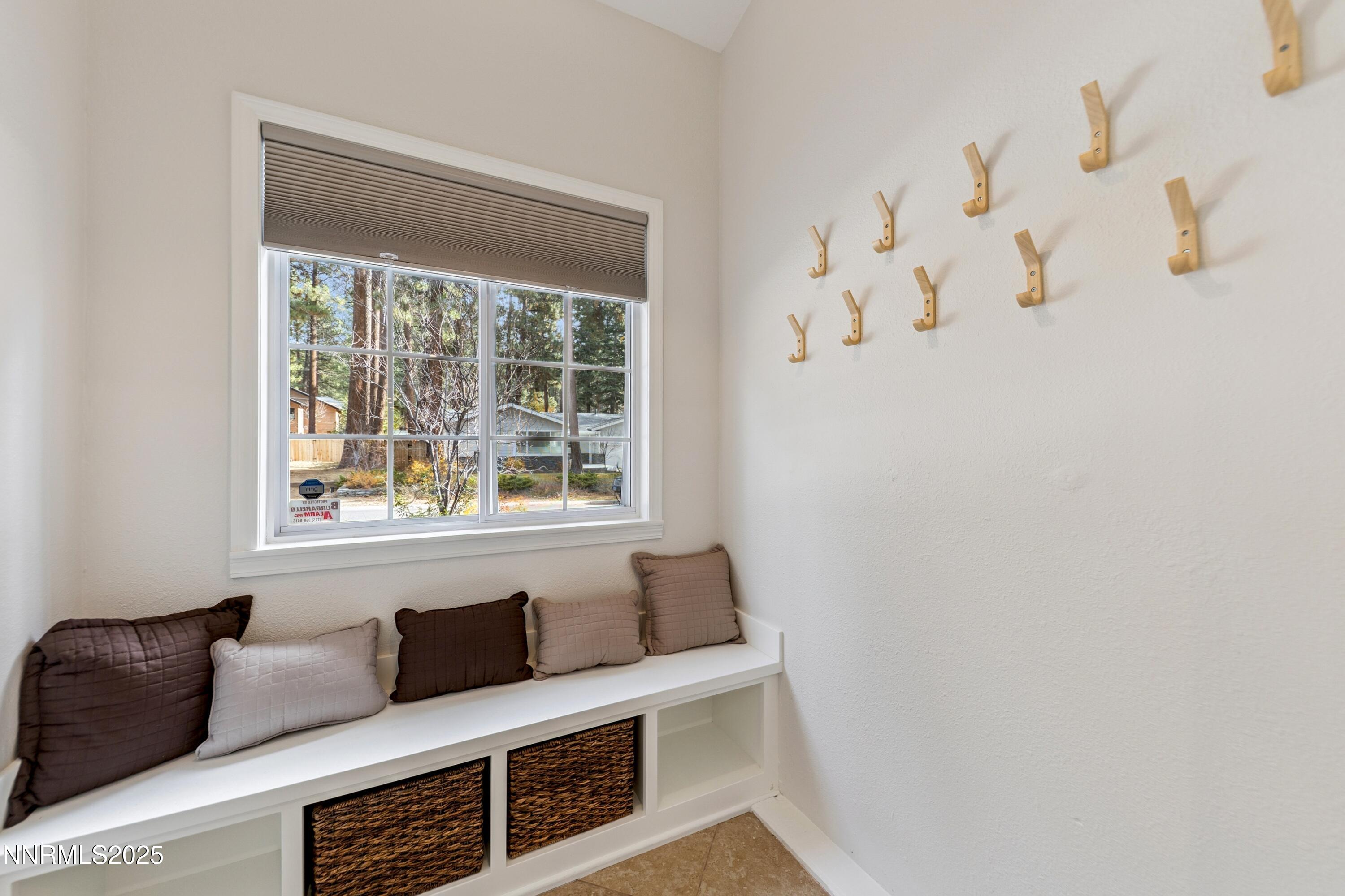 192 Pine Ridge Drive Stateline, NV 89449 - Photo 5 of 37 a18