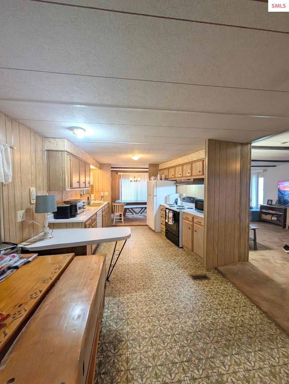 968 Roosevelt Road Bonners Ferry, ID 83805 - Photo 4 of 30 Gallery Image 4
