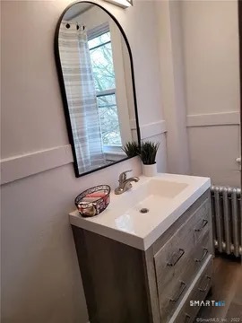 163 Draher Street Waterbury, CT 06708 - Photo 9 of 20