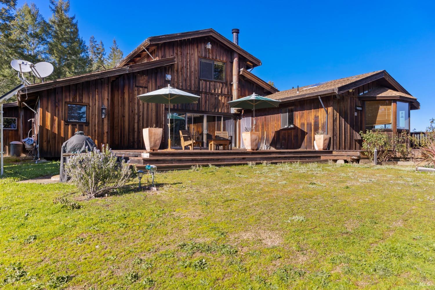 27700 Nash Mill Road Philo, CA 95466 - Photo 24 of 57