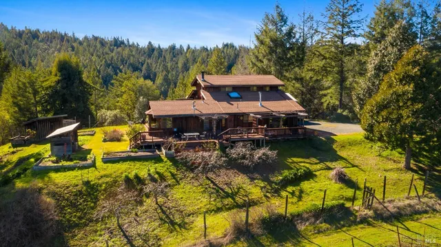 $1,200,000 | 27700 Nash Mill Road, Philo, CA 95466