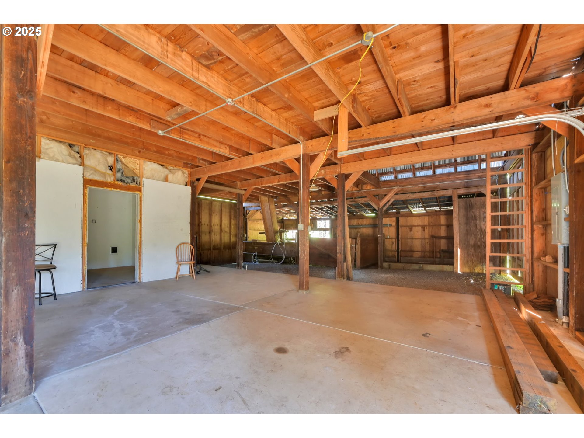 36058 Enterprise Road Creswell, OR 97426 - Photo 38 of 40 Gallery Image 38