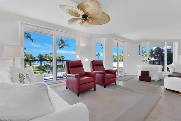 $15,000 | 4901 Gulf Shore Boulevard North, Unit 201, Naples, FL 34103