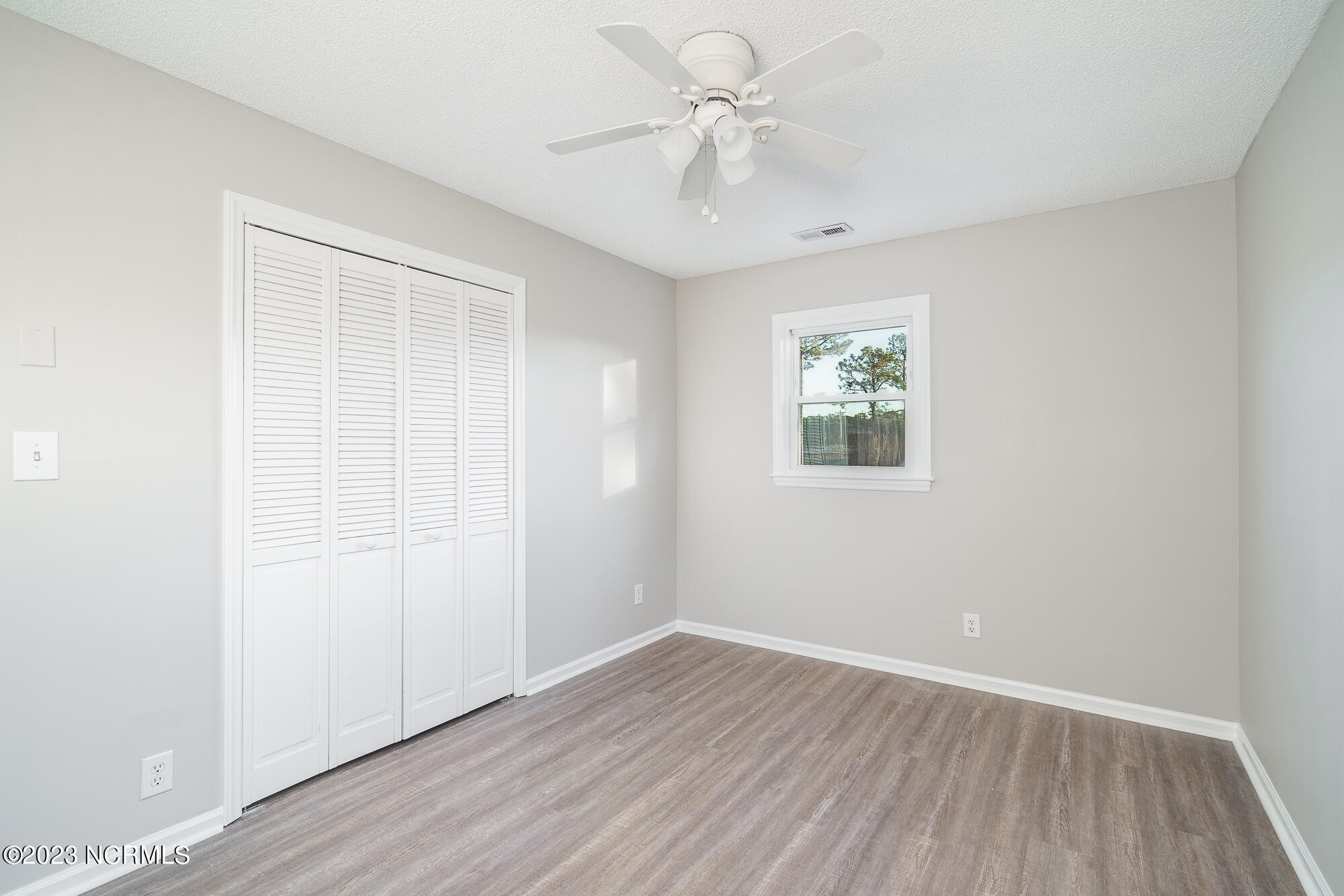 213 9 Mile Road Newport, NC 28570 - Photo 20 of 34 213-nine-mile-27