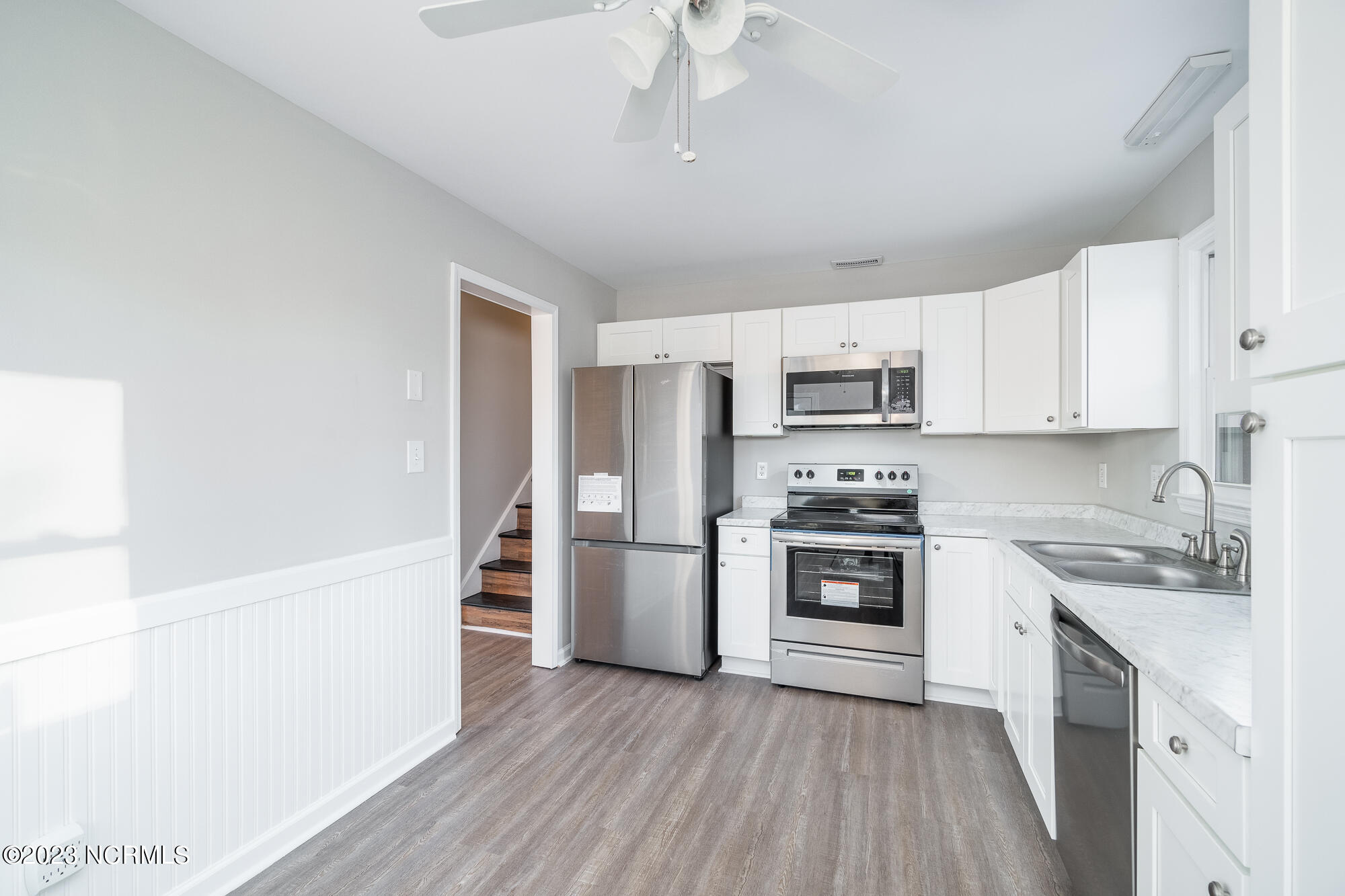 213 9 Mile Road Newport, NC 28570 - Photo 5 of 34 213-nine-mile-18
