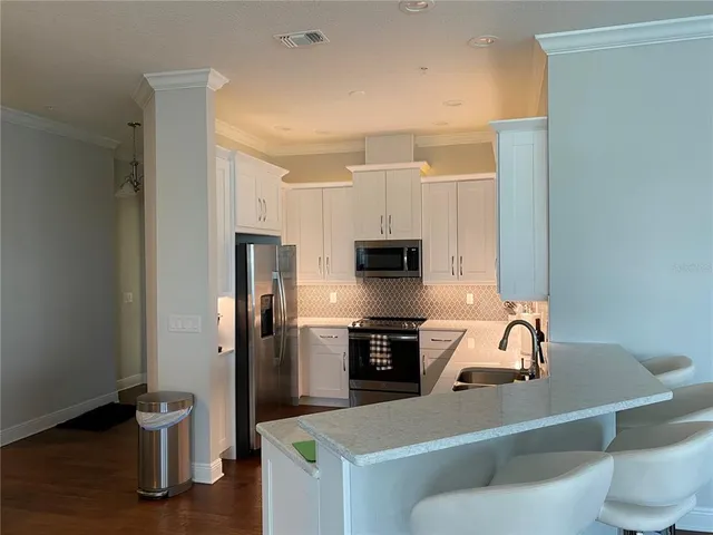 $5,400 | 3450 77th Street West, Unit 303, Bradenton, FL 34209