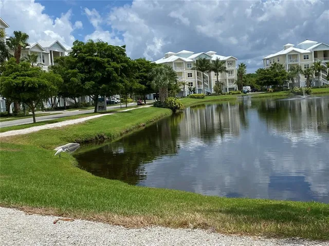 $5,400 | 3450 77th Street West, Unit 303, Bradenton, FL 34209