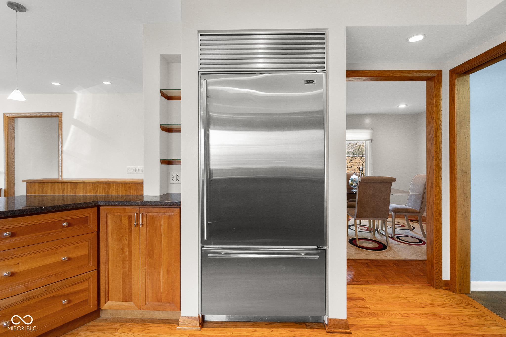 3830 Cove Road Columbus, IN 47203 - Photo 7 of 52