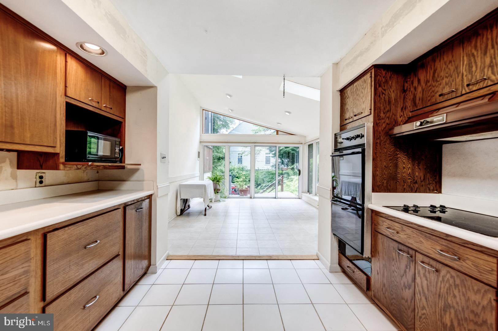 675 Malin Road Newtown Square, PA 19073 - Photo 12 of 44 Kitchen open to great room