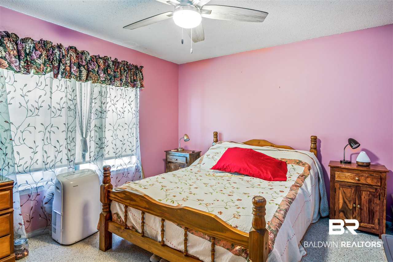 10220 Longview Drive Foley, AL 36535 - Photo 20 of 22