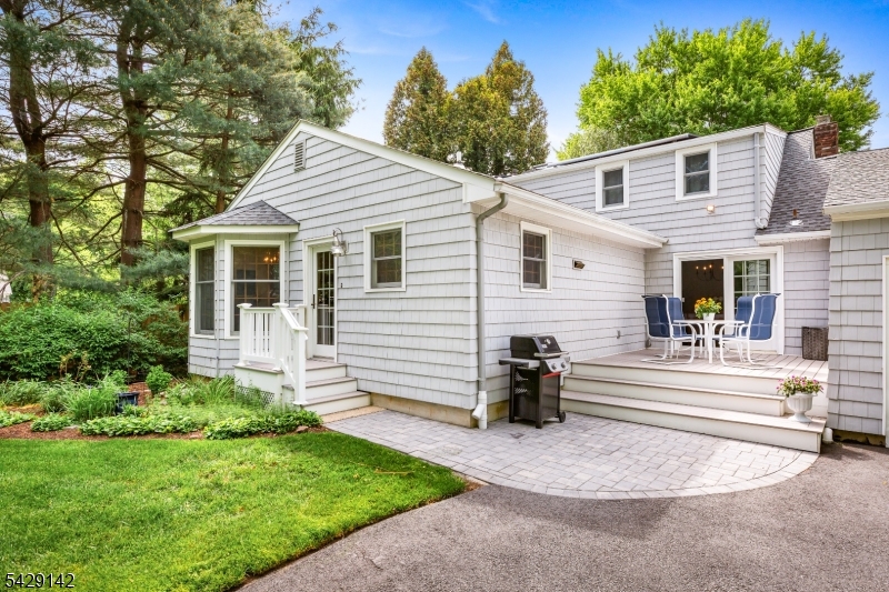 957 Willow Grove Road Westfield, NJ 07090 - Photo 33 of 34