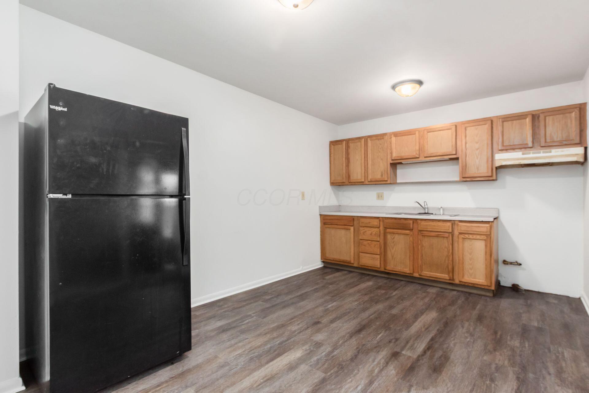1565 Smith Road Columbus, OH 43207 - Photo 10 of 24 010_02d35d322_M 1565 Smith015