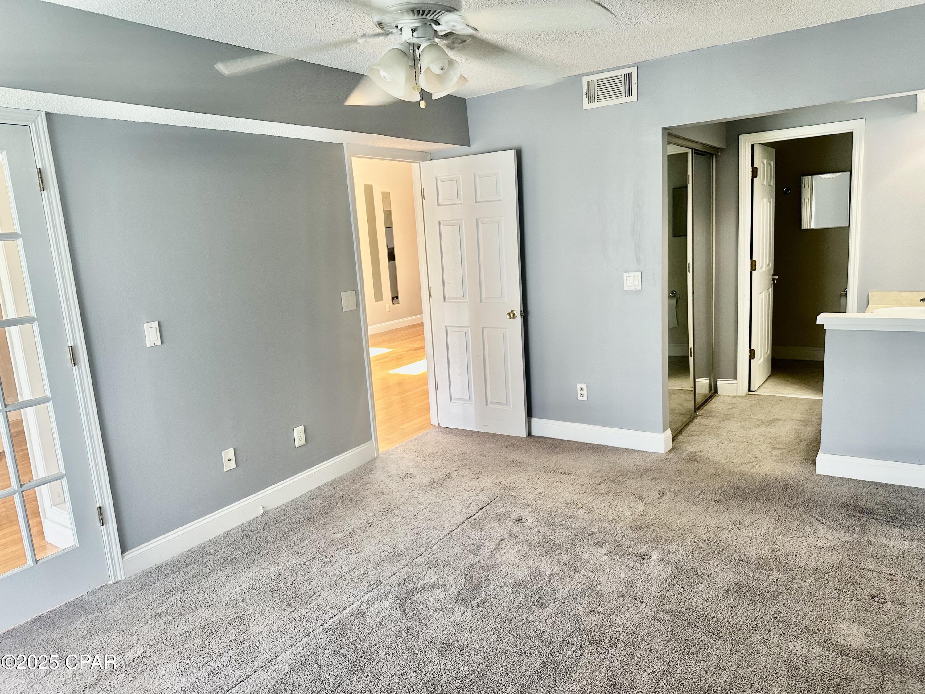 4366 Middlebrook Road Orlando, FL 32811 - Photo 12 of 26 Gallery Image 12