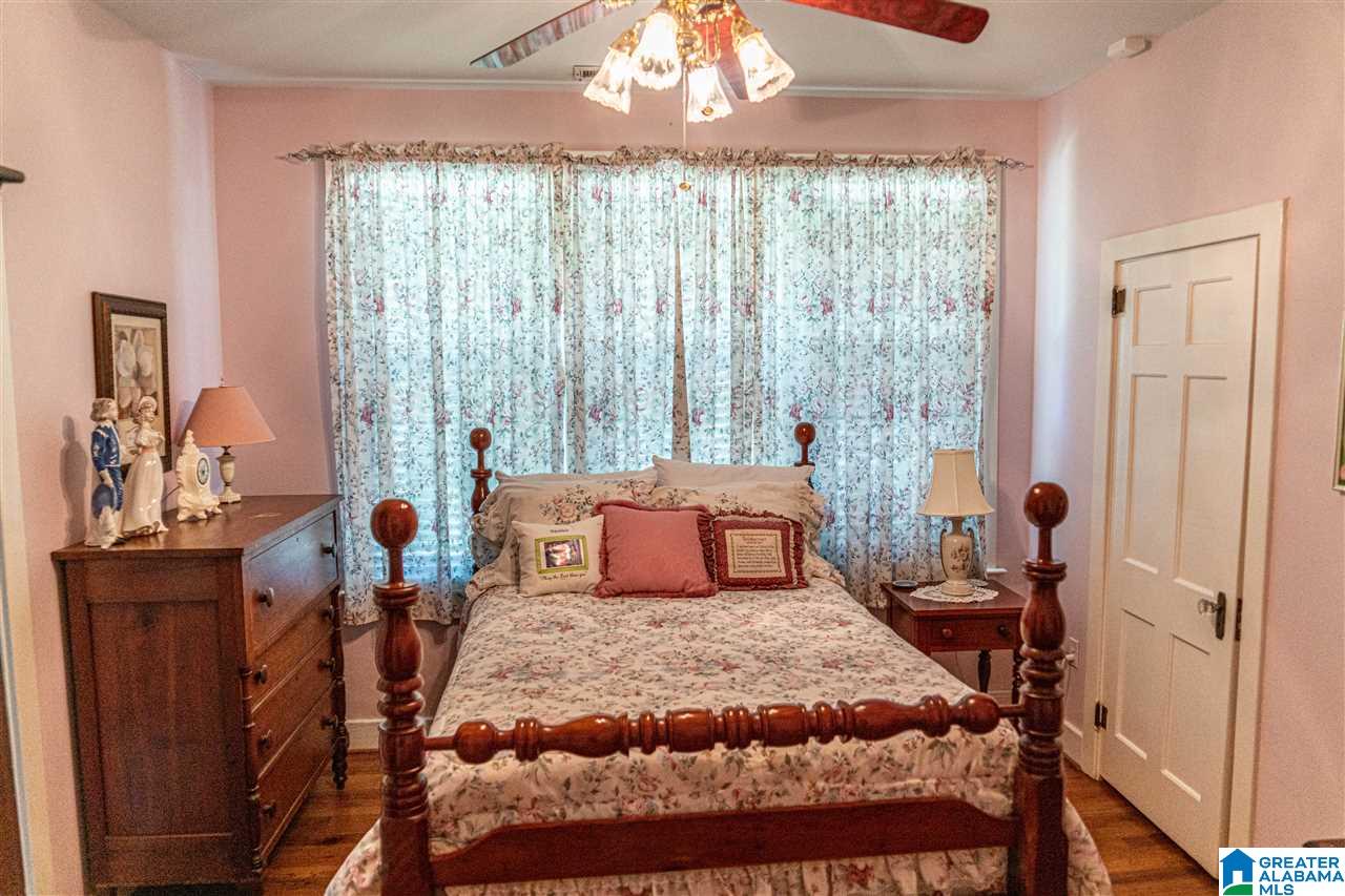 557 Shades Crest Road Birmingham, AL 35226 - Photo 16 of 41