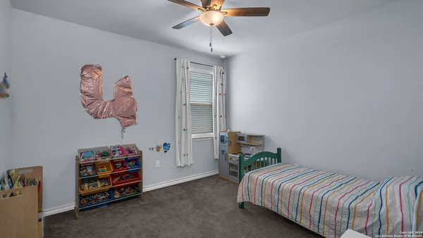 $2,800 | 5526 Pin Point, San Antonio, TX 78259