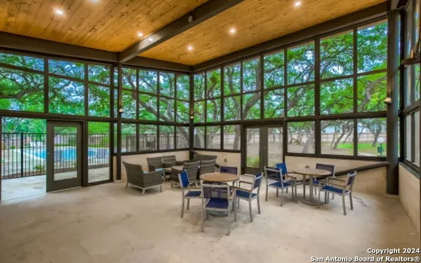$2,800 | 5526 Pin Point, San Antonio, TX 78259