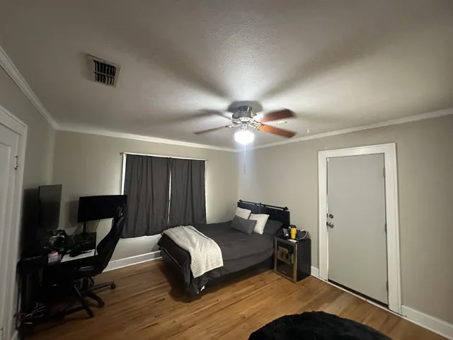 $2,000 | 3009 20th Street, Lubbock, TX 79410