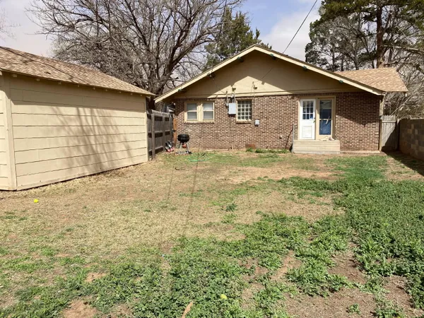 $2,000 | 3009 20th Street, Lubbock, TX 79410